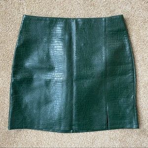 NWT Topshop Faux Alligator Leather Mini Skirt